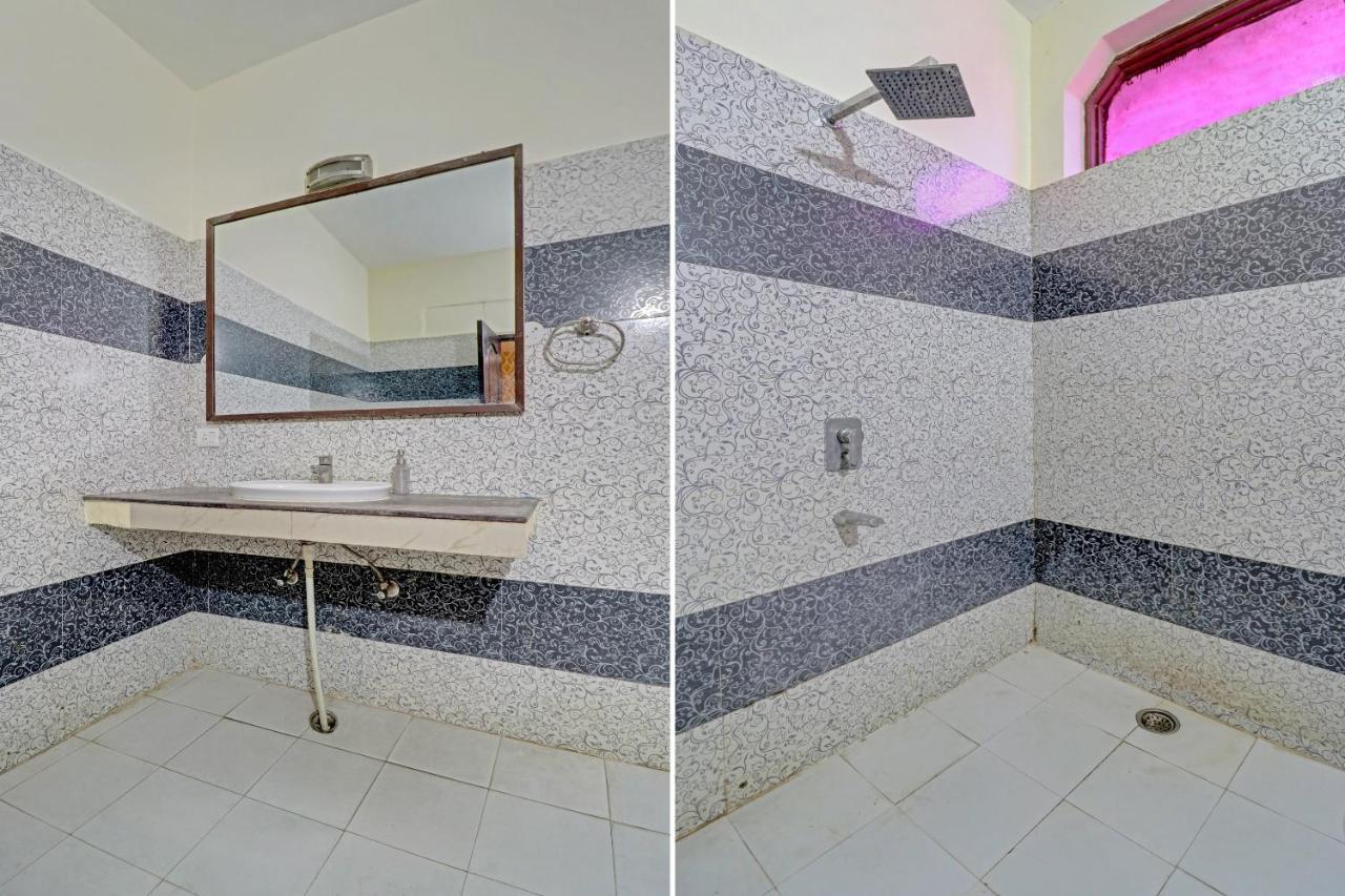 لوديانا Oyo 74073 Hotel Abhishek المظهر الخارجي الصورة